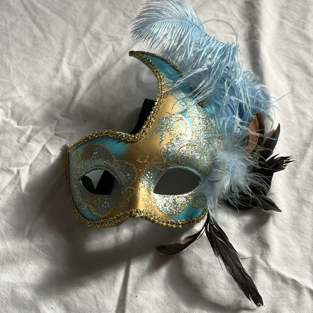Handmade Masquerade Masks - Picture 5 of 6